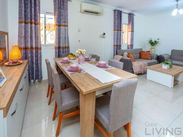 Beautiful 2 Bedroom Apartment: Fully Furnished!
