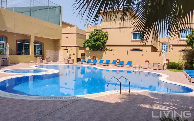 3BR Villa in Abu Hamour | Qatar Living