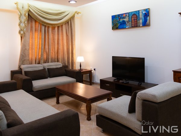 VERY NEAR TO METRO STATION!! 3 BEDROOMS FURNISHED APART WITH ...